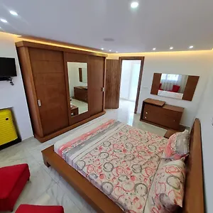 https://tonny-house.tunis-best-hotels.com